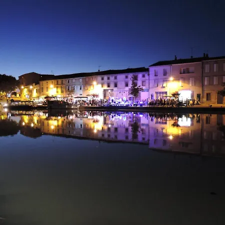 L'instant Romance Le Romantique Couette-café 4*