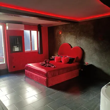 L'instant Romance Le Romantique Couette-café 4*