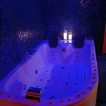 L'instant Romance Le Romantique Couette-café 4*