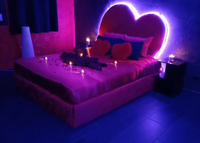 L'instant Romance Le Romantique 4* Кастельнодари